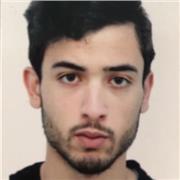 Je suis étudiant avec un français bilingue, j’ai 24 et je suis prêt a vous faire aimer, écrire, lire et parler le français